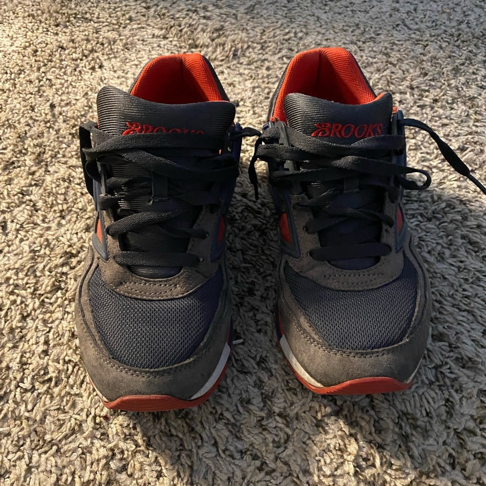 Brooks Running Heritage casual shoe
